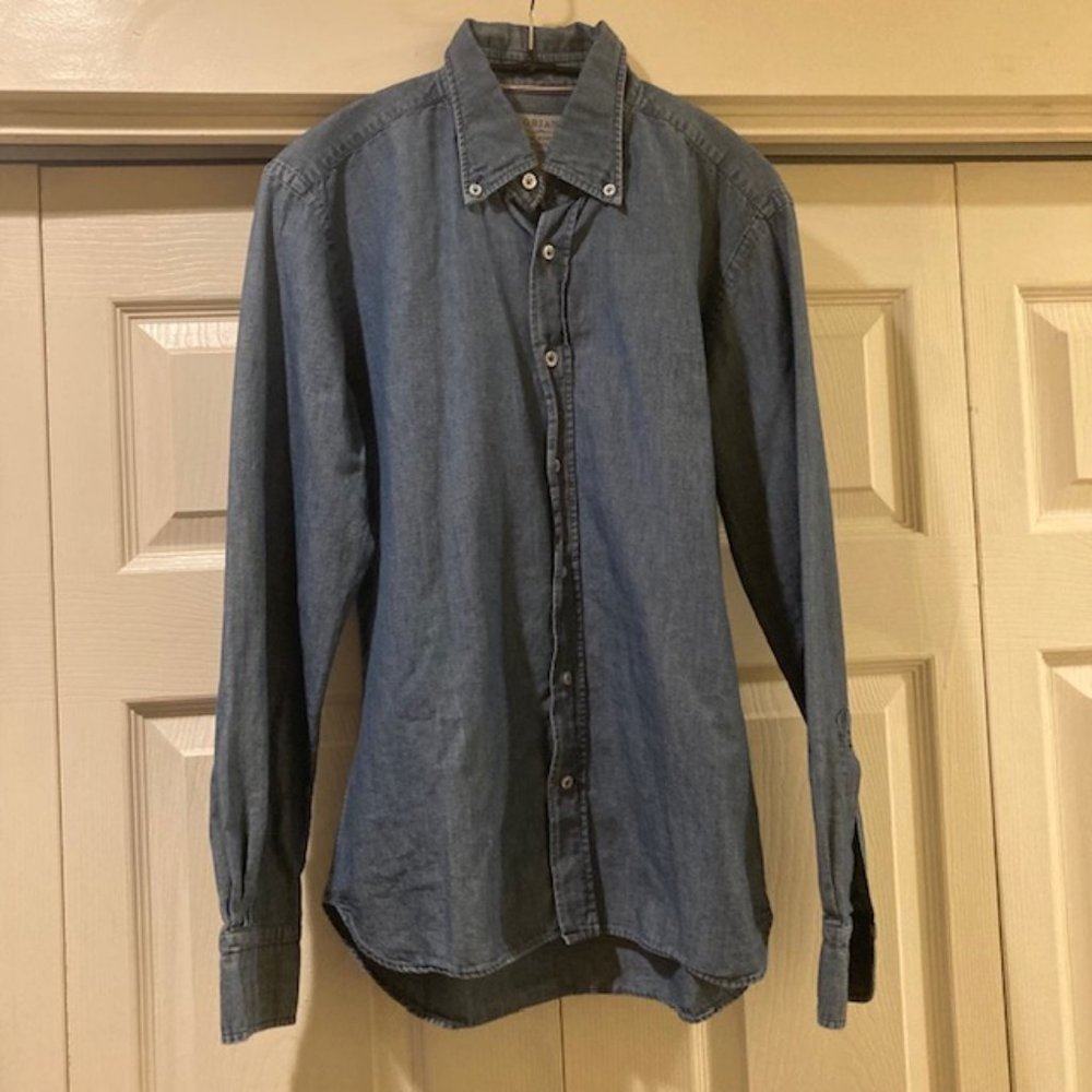 Orian / Chambray Button Down Shirts